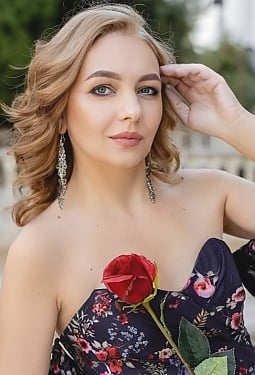 Anna, 52 y.o. from Odesa, Ukraine