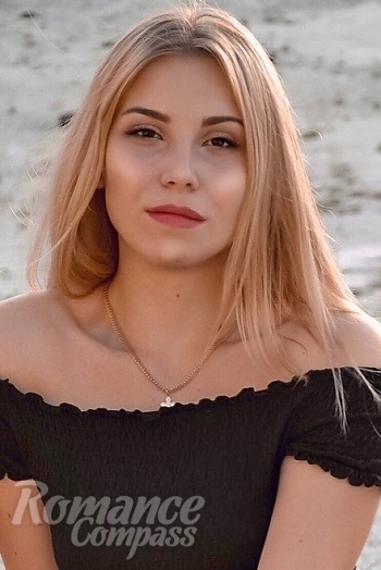 Ukrainian mail order bride Anastasia from Kiev with blonde hair and brown eye color - image 1