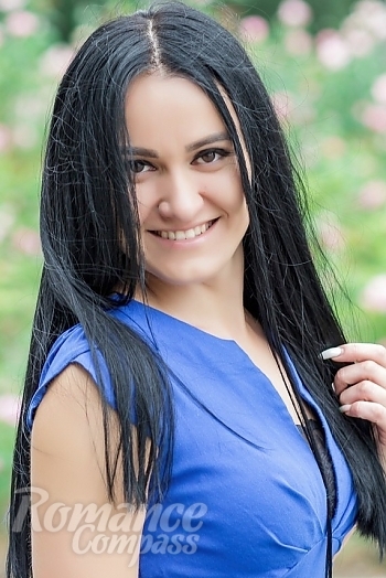 Ukrainian mail order bride Alena from Kiev with black hair and brown eye color - image 1