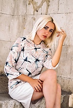 Ukrainian mail order bride Dasha from Kiev with blonde hair and green eye color - image 5