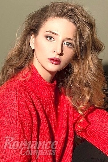 Ukrainian mail order bride Zofiya from Yuzhnoukrainsk with light brown hair and grey eye color - image 1