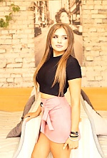 Ukrainian mail order bride Diana from Kharkov with light brown hair and blue eye color - image 2