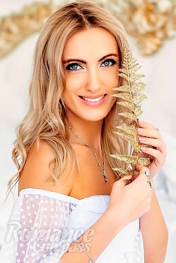 Ukrainian mail order bride Inna from Zhitomir with blonde hair and grey eye color - image 1