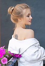 Ukrainian mail order bride Loredana from Bucharest with blonde hair and brown eye color - image 13