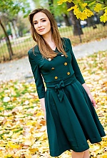 Ukrainian mail order bride Nataliya from Nikolaev with light brown hair and green eye color - image 9