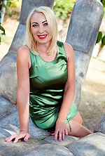 Ukrainian mail order bride Aliona from Nikolaev with blonde hair and blue eye color - image 2