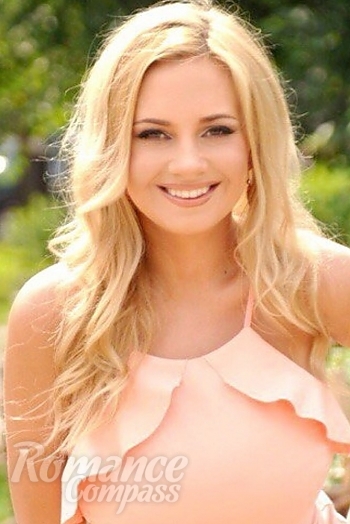 Ukrainian mail order bride Iryna from Kharkiv with blonde hair and brown eye color - image 1
