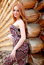 Ukrainian mail order bride Margarita from Kharkiv with red hair and green eye color - image 3