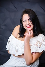 Ukrainian mail order bride Yana from Berdyansk with black hair and brown eye color - image 3