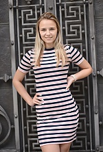 Ukrainian mail order bride Sofiya from Kharkov with light brown hair and green eye color - image 11