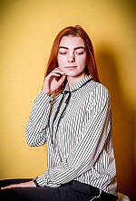 Ukrainian mail order bride Daria from Kiev with auburn hair and blue eye color - image 4