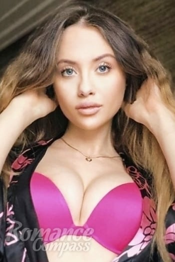 Ukrainian mail order bride Daria from Saint Petersburg with blonde hair and blue eye color - image 1