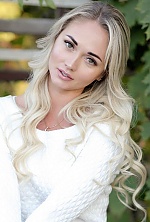 Ukrainian mail order bride Alina from Donetsk with blonde hair and blue eye color - image 2