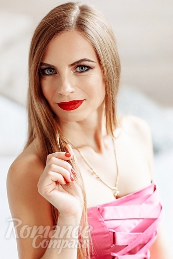 Ukrainian mail order bride Olga from Kharkiv with light brown hair and grey eye color - image 1