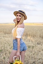 Ukrainian mail order bride Inna from Kharkov with blonde hair and green eye color - image 2