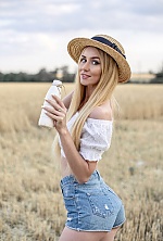 Ukrainian mail order bride Inna from Kharkov with blonde hair and green eye color - image 5