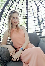 Ukrainian mail order bride Yulia from Kyiv with light brown hair and blue eye color - image 3