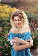 Ukrainian mail order bride Victoria from Kharkov with light brown hair and blue eye color - image 4