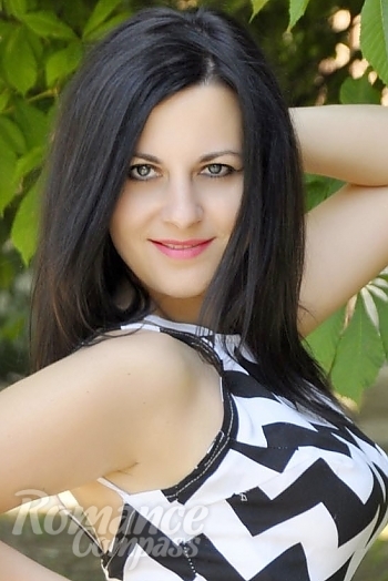 Ukrainian mail order bride Irina from Nikolaev with black hair and blue eye color - image 1