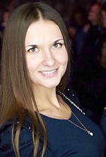 Ukrainian mail order bride Julia from Kharkiv with brunette hair and brown eye color - image 7