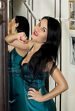 Ukrainian mail order bride Veronika from Kyiv with black hair and black eye color - image 2