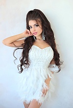 Ukrainian mail order bride Elena from Kiev with brunette hair and brown eye color - image 4