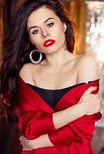 Ukrainian mail order bride Anna from Kiev with brunette hair and brown eye color - image 2