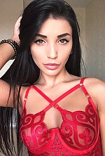 Ukrainian mail order bride Alena from Kiev with black hair and brown eye color - image 6