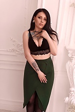 Ukrainian mail order bride Vlada from Kiev with black hair and brown eye color - image 2