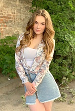 Ukrainian mail order bride Angelina from Kharkov with light brown hair and brown eye color - image 8
