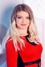 Ukrainian mail order bride Anna from Kharkiv with light brown hair and grey eye color - image 2