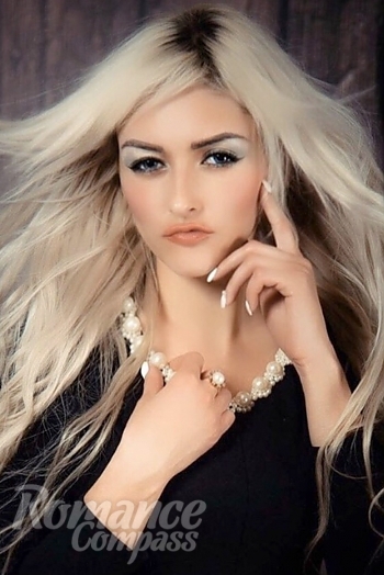 Ukrainian mail order bride Alina from Kiev with blonde hair and brown eye color - image 1