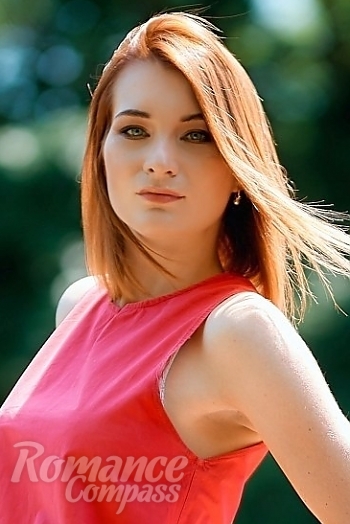 Ukrainian mail order bride Alena from Poltava with red hair and grey eye color - image 1