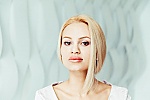 Ukrainian mail order bride Daria from Moscow with blonde hair and brown eye color - image 2