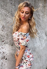 Ukrainian mail order bride Daria from Gomel with blonde hair and brown eye color - image 4