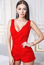 Ukrainian mail order bride Alexandra from Minsk with black hair and brown eye color - image 3