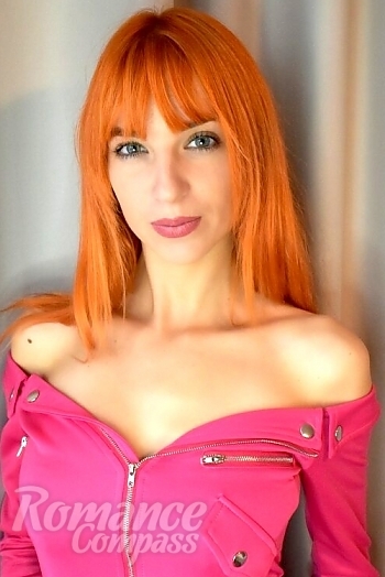 Ukrainian mail order bride Natalia from Kiev with red hair and green eye color - image 1