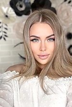 Ukrainian mail order bride Viktoria from Moscow with blonde hair and grey eye color - image 3