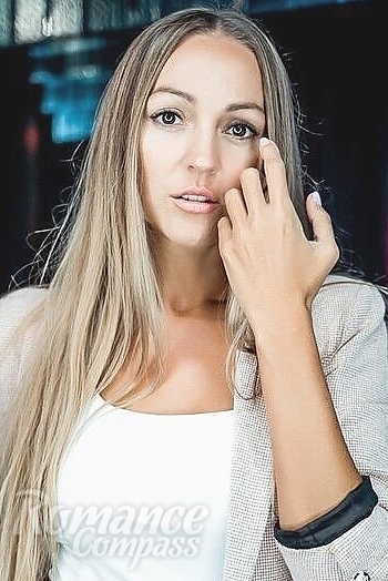 Ukrainian mail order bride Anastasia from Sochi with light brown hair and hazel eye color - image 1