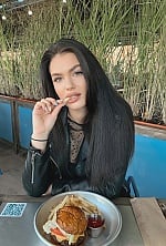 Ukrainian mail order bride Yana from Kiev with brunette hair and grey eye color - image 4