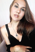 Ukrainian mail order bride Irina from Penza with light brown hair and green eye color - image 4