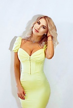 Ukrainian mail order bride Alisa from Kiev with blonde hair and blue eye color - image 3