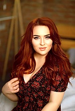 Ukrainian mail order bride Diana from Kiev with red hair and green eye color - image 6