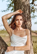 Ukrainian mail order bride Julia from Kiev with light brown hair and green eye color - image 3