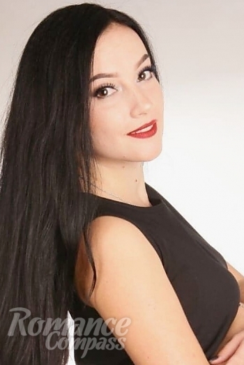Ukrainian mail order bride Julia from Donetsk with black hair and brown eye color - image 1