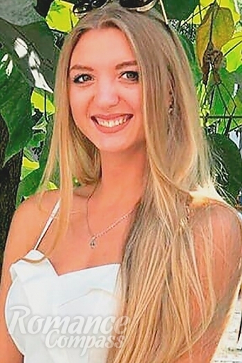 Ukrainian mail order bride Alevtina from Mykolaiv with blonde hair and hazel eye color - image 1