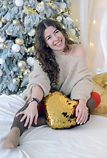 Ukrainian mail order bride Alina from Zaporozhye with light brown hair and green eye color - image 3