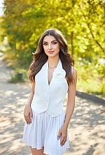 Ukrainian mail order bride Yana from Ivano-Frankovsk with light brown hair and hazel eye color - image 7