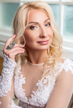 Irina, 53 y.o. from Kharkiv, Ukraine
