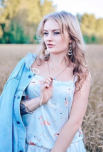 Ukrainian mail order bride Alina from Novosibirsk with blonde hair and black eye color - image 5